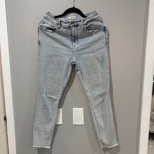 Good American Light Wash Skinny Jeans